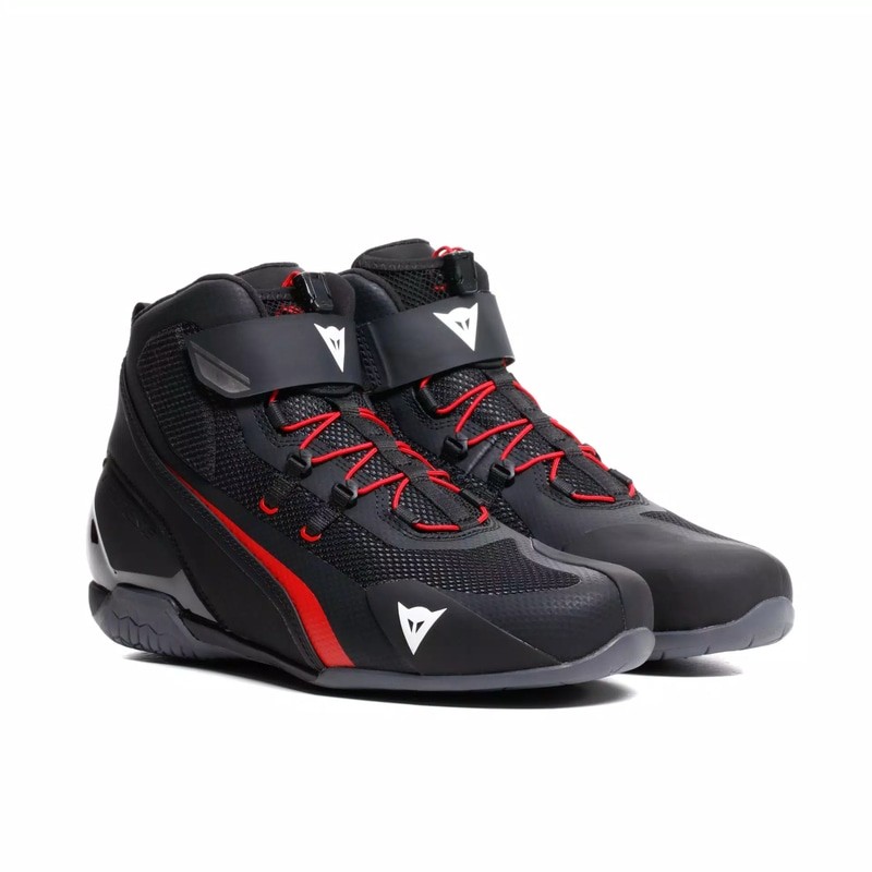 Zapatos Dainese HERIAN AIR BLACK/RED-LAVA Zapatos Dainese HERIAN AIR BLACK/RED-LAVA