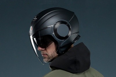 El nuevo casco Jet Orbyt de AGV Dainese