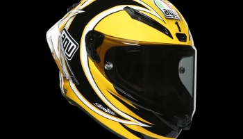 Valention Rossi, AGV y el casco Laguna Seca 2005