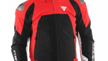 Las chaquetas Sport de tela de Dainese, escoge la correcta.